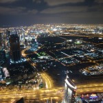 Dubai bei Nacht von oben